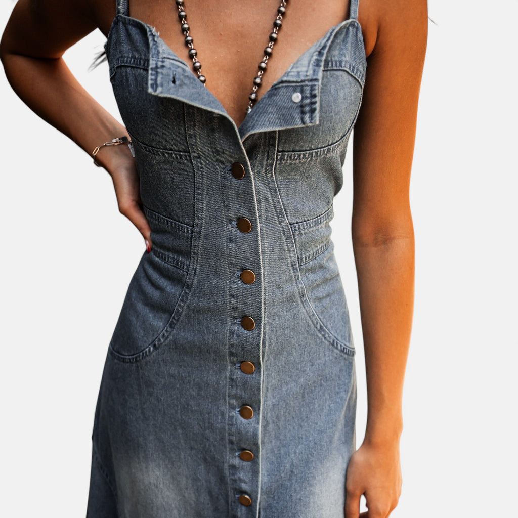 Robe longue en jean à bretelles fines